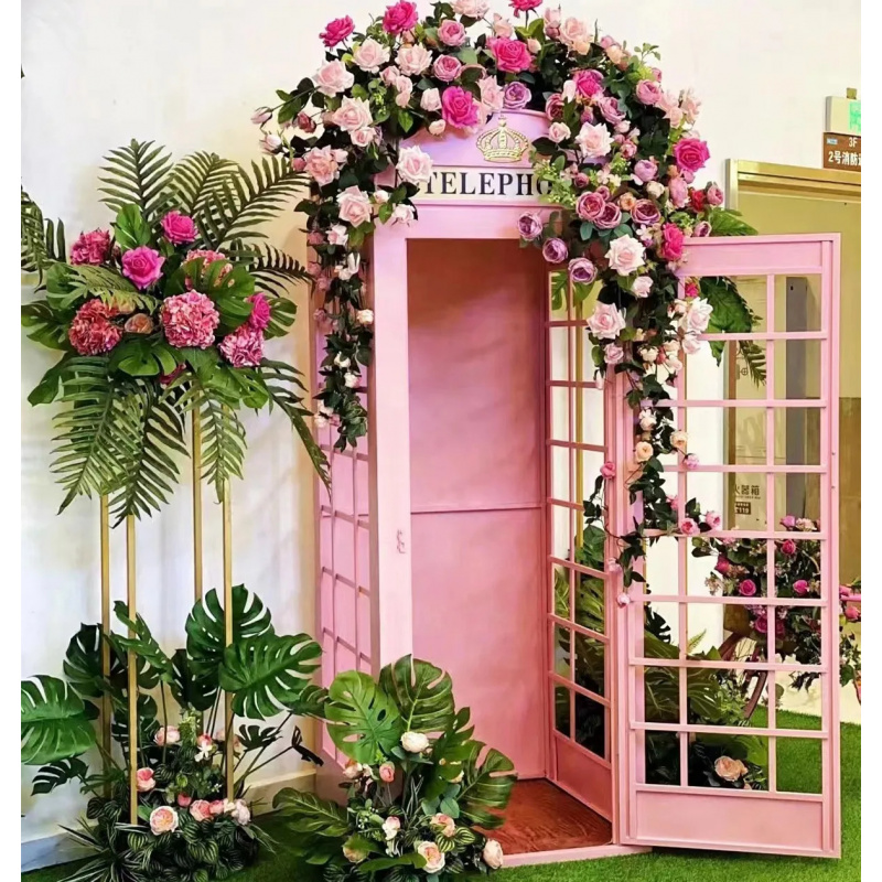 Розовая телефонная будка с цве – обзор и цена Photo Booth Prop